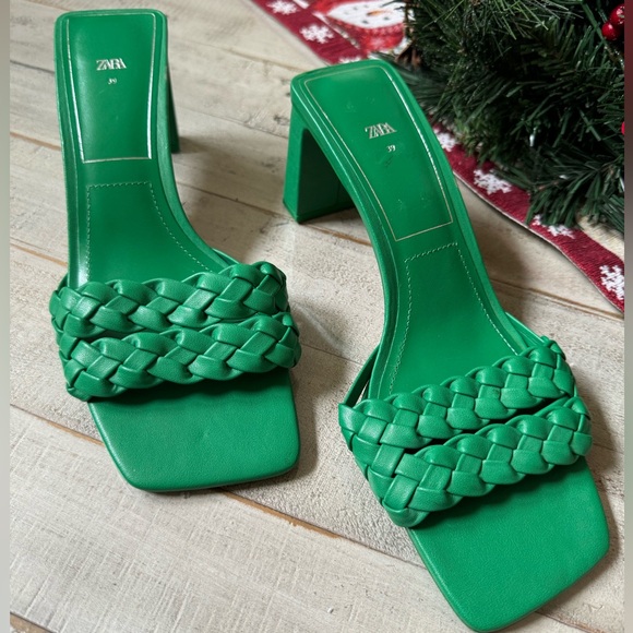 Zaraπ Heels π - Picture 3 of 8